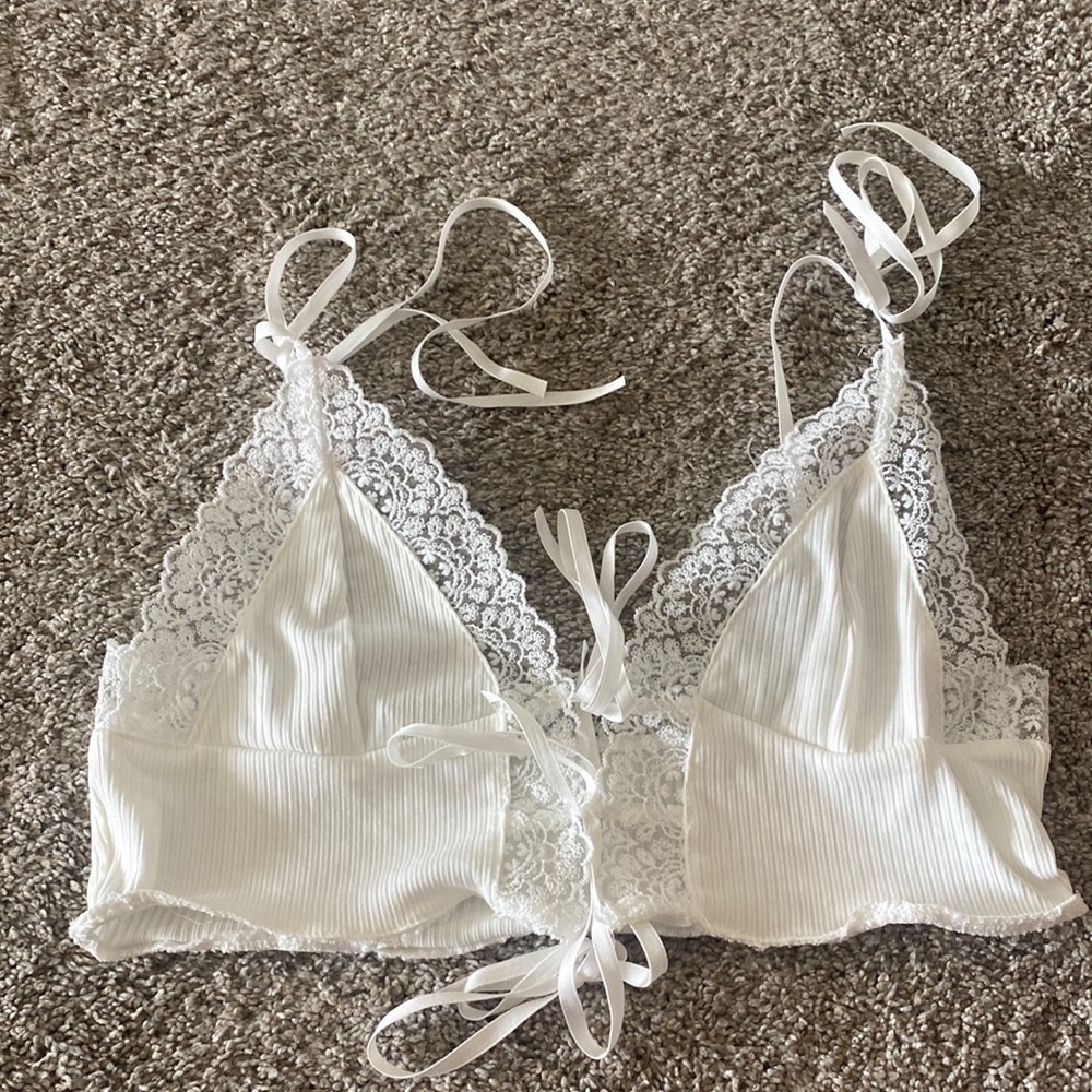 white cropped tank top